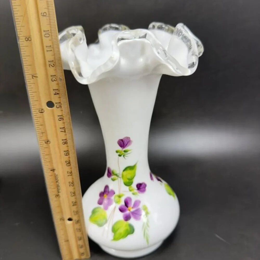 Fenton Hand Painted Violet Flowers Art Glass Vase‎ Vessel Ruffled Top Vintage